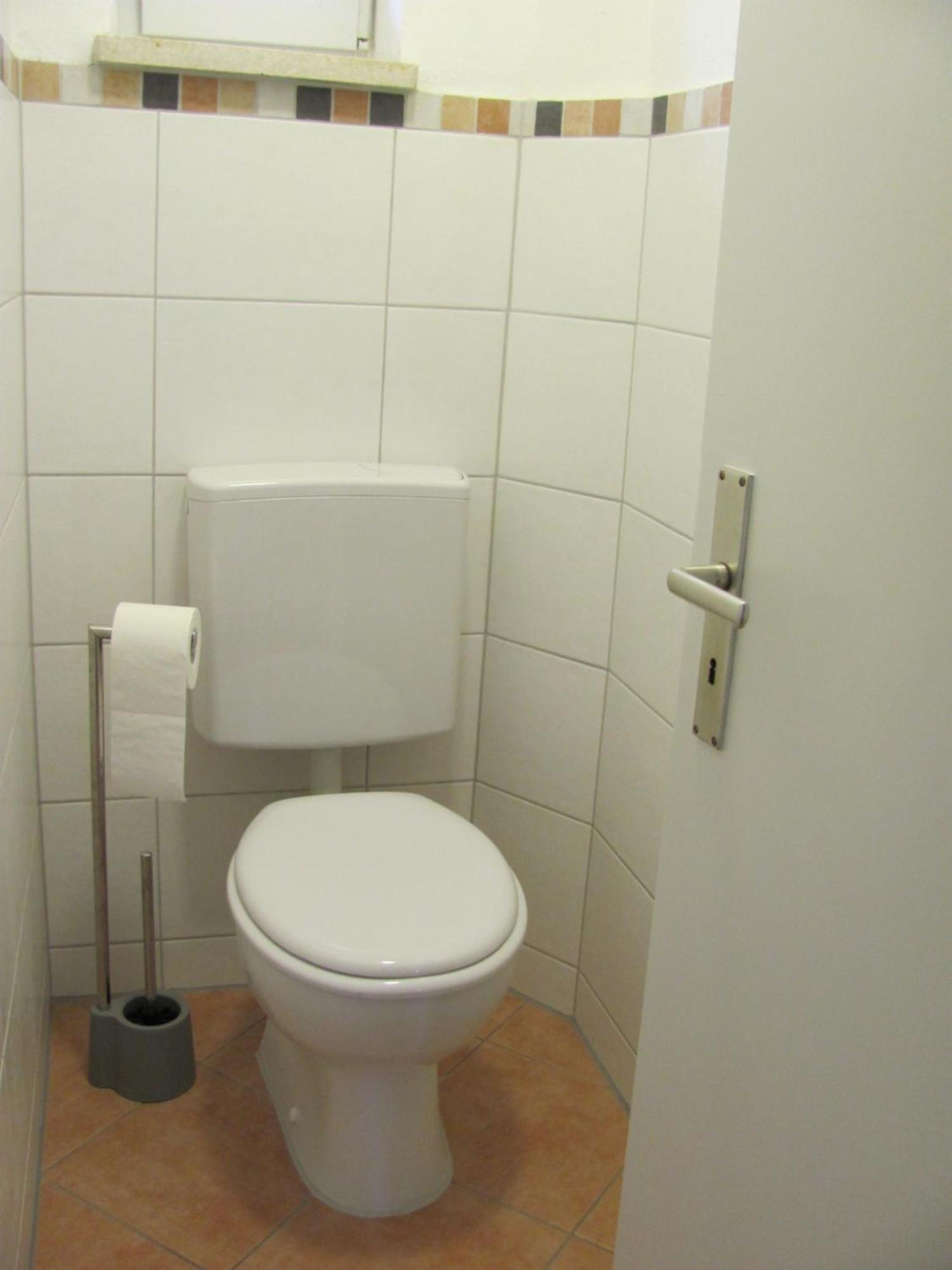 #3 Gemuetliches Ruhiges Zimmer Gartenblick, Gemeinschaftsbad W-Lan Airport Nah Gelegen Mit Late Night Check In Haus Nr 9,5 Trunkelsberg Esterno foto